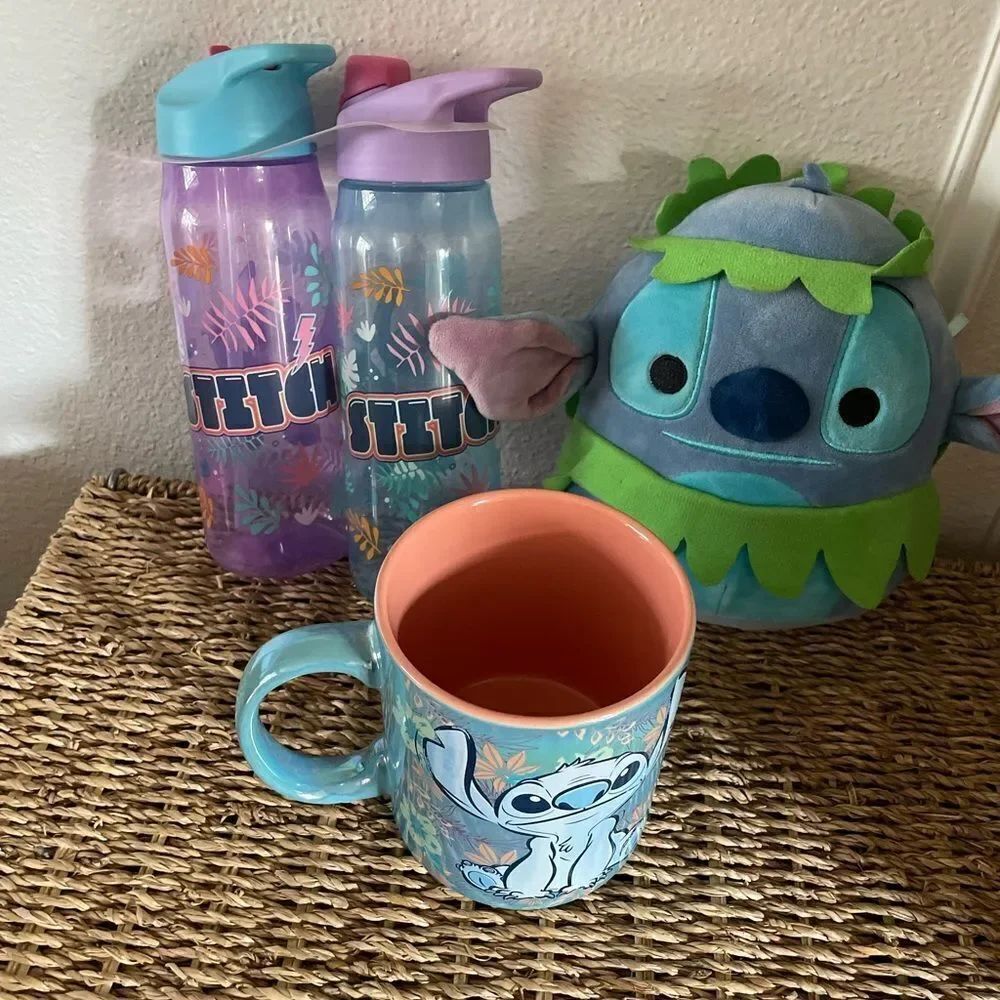Disney Stitch Lot Hawaiian Plush Drink Tumblers Iridescent Parks Mug